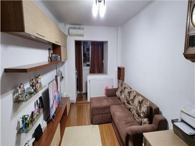 vanzare apartament 3 camere , gorjului, centrala proprie , decomandat Bucuresti
