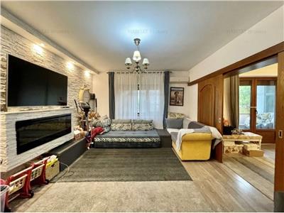 vanzare apartament 4 camere renovat parlament -garaj/curte privata Bucuresti