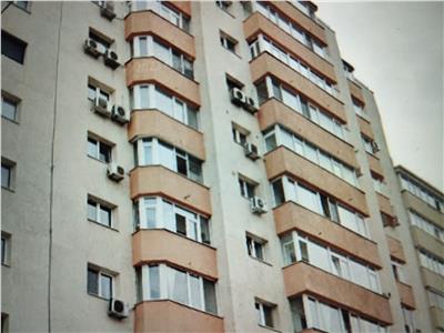 apartament 4 camere stefan cel mare bloc 1980 care ofera diverse oprtunitati Bucuresti
