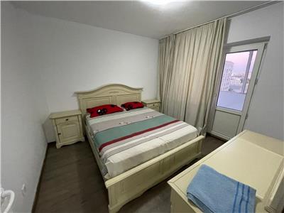 Apartament de 3 camere de vanzare Mihai Bravu