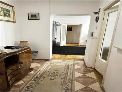 vanzare apartament 4 camere calea mosilor cu loc de parcare inclus in garaj Bucuresti