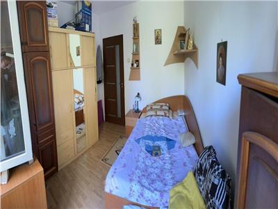 Vanzare apartament 3 camere Brancoveanu  Nitu Vasile