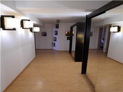 Apartament cu trei camere Soseaua VitanBarzesti
